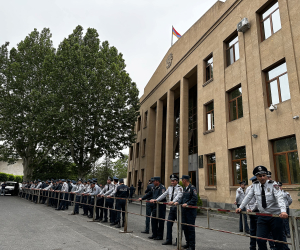 Զոհված զինծառայողի մայրը մեկ ամսով կալանավորվեց