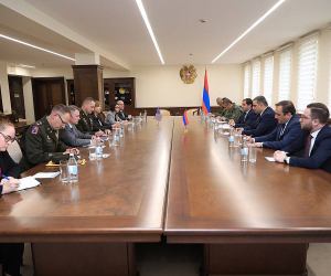 Սուրեն Պապիկյանն ընդունել է ԱՄՆ պաշտպանության դեպարտամենտի ներկայացուցիչներին