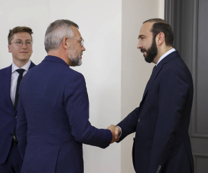 Արարատ Միրզոյանն ընդունել է Գերմանիայի Բունդեսթագի արտաքին հարաբերությունների հանձնաժողովի նախագահին