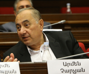 Ըստ ԿԿՀ-ի՝ «Իզմիրլյան» ԲԿ-ն կեղծ տվյալներ է ներկայացրել Արմեն Չարչյանի կատարած վիրահատությունների մասին