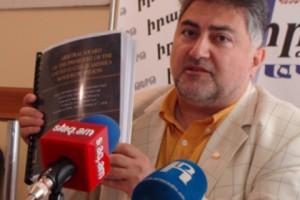 ԱՄՆ արխիվի աշխատակցուհին` Արա Պապյանին. «Are you OK?»
