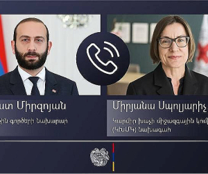 Արարատ Միրզոյանը հեռախոսազրույց է ունեցել ԿԽՄԿ նախագահի հետ