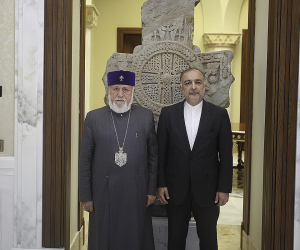 Գարեգին Բ-ն ընդունել է ՀՀ-ում Իրանի նորանշանակ դեսպանին