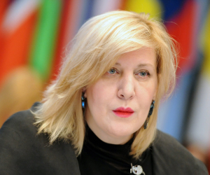 Եվրոպայի խորհրդի մարդու իրավունքների հանձնակատարը պատրաստակամություն է հայտնել մեկնելու Արցախ