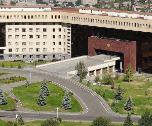 Հայաստանի զինուժը կրակ չի բացել ադրբեջանական դիրքերի ուղղությամբ. ՊՆ