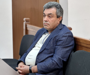 Արամ Դանիելյանի ներկայացուցիչը պնդում է, որ 1 տարի է՝ ապօրինի գույքի գործով ապացույցները չեն ստացել դատախազությունից