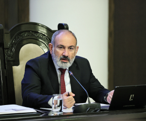 Ադրբեջանը շարունակում է զորքերի տեղաշարժը ՀՀ պետական սահմանի և ԼՂ-ի հետ շփման գծի երկայնքով. Փաշինյան