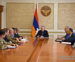 Արցախի նախագահ Սամվել Շահրամանյանն աշխատանքային խորհրդակցություն է հրավիրել