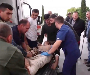 В Арцахе раненых доставляют в больницу (видео)