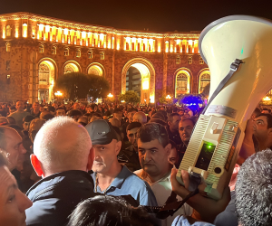 Ցուցարարներին բերման ենթարկելու դեպքի առթիվ ՄԻՊ արագ արձագանքման խումբ է մեկնել Ոստիկանության բաժին
