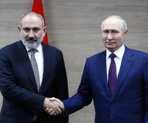 Состоялся телефонный разговор премьер-министра Армении и президента РФ