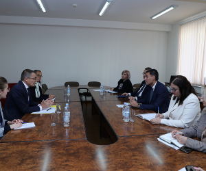 ԿԳՄՍ նախարարությունում քննարկվել են ֆրանսերենի դասավանդմանն ուղղված նոր ծրագրերը