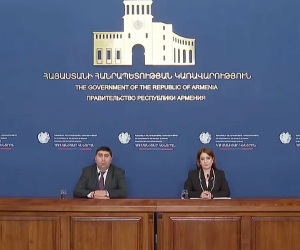 Նազելի Բաղդասարյանի եւ Արմեն Նազարյանի ասուլիսը