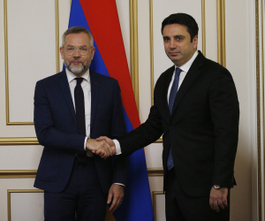 Armenian Parliament Speaker Meets with German Delegation