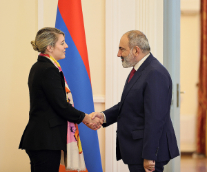 Փաշինյանն ընդունել է Կանադայի արտգործնախարար Մելանի Ջոլիին