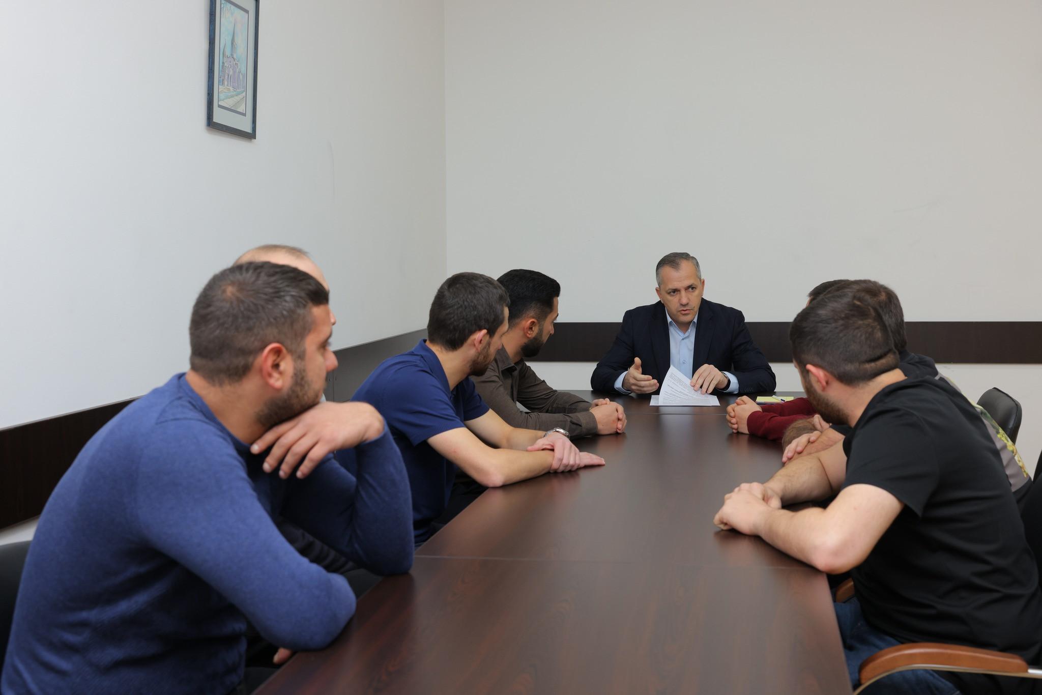 Սամվել Շահրամանյանը հանդիպել է «Աջակցություն արցախահայությանը» ՀԿ-ի նախաձեռնող խմբին