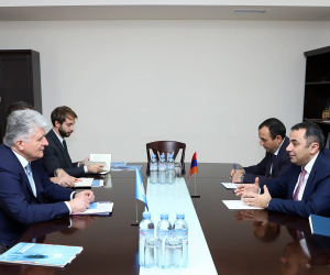 ԱԳ նախարարի տեղակալ Վահե Գևորգյանը հանդիպել է ՄԱԿ ԳՔ փոխտեղակալ Միրոսլավ Յենչայի հետ