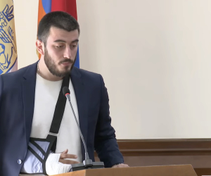 «Մայր Հայաստան» խմբակցությունը պնդում է՝ Տիգրան Ավինյանը օրենքի համապատասխան կարգով չի ստանձնել լիազորությունները