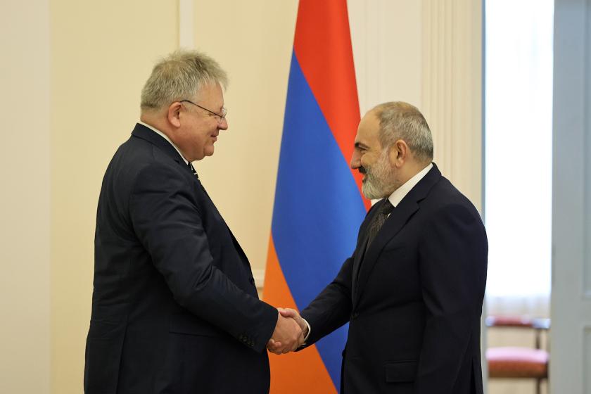 Премьер-министр Пашинян принял руководителя Службы внешней разведки ФРГ