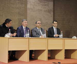 Փոխվարչապետ Տիգրան Խաչատրյանը հանդիպել է Ճամբարակում բնակություն հաստատած արցախցիներին