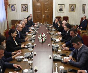Ալեն Սիմոնյանի գլխավորած պատվիրակությանն ընդունել է Բուլղարիայի նախագահ Ռումեն Ռադեւը