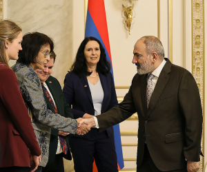 Премьер-министр Пашинян принял делегацию во главе с председателем Комиссии Бундестага Германии по правовым вопросам