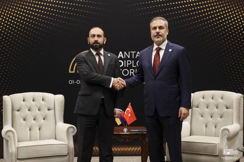 Հայաստանի և Թուրքիայի ԱԳ նախարարները քննարկել են հարաբերությունների կարգավորման գործընթացը