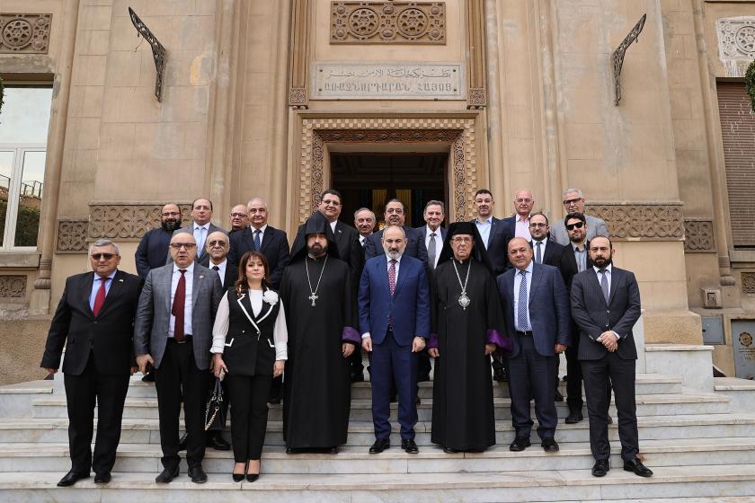 Pashinyan Visits St. Gregory the Illuminator Church in Cairo