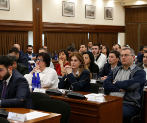 «Մայր Հայաստան» և «Ազգային առաջընթաց» խմբակցություններն առաջարկեցին օրակարգից հանել տրանսպորտի թանկացման հարցը