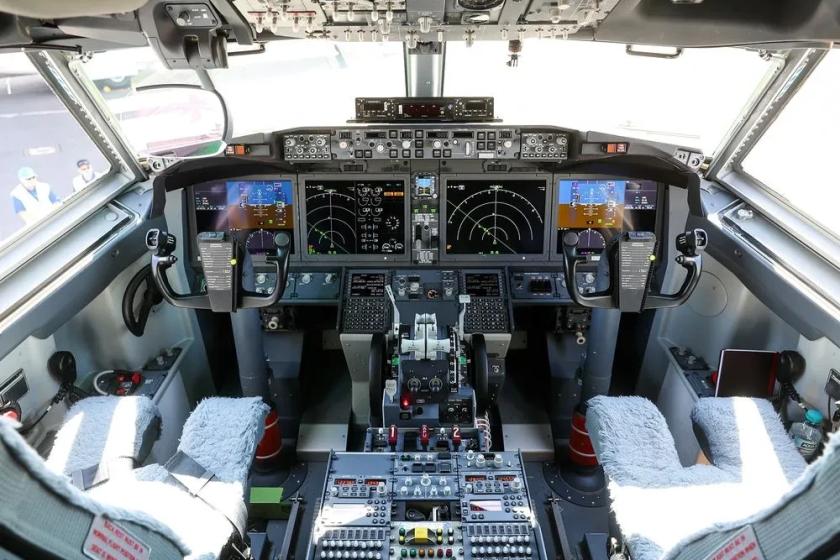 Aspiring Pilots Have Few Training Options in Armenia