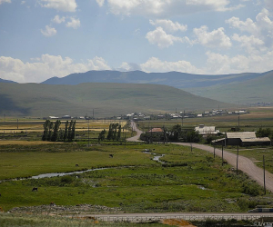 Azerbaijani Troops Fire on Armenian Border Positions in Syunik, Gegharkunik