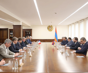 Սուրեն Պապիկյանն ընդունել է Ֆրանսիայի Սենատի Ֆրանսիա-Հայաստան բարեկամական խմբի պատվիրակությանը