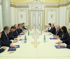 Փաշինյանն ընդունել է Սենատի Հայաստան-Ֆրանսիա բարեկամական խմբի պատվիրակությանը