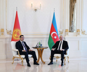 Ղրղզստանի նախագահը պետական այցով ժամանել է Ադրբեջան