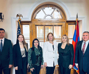 «Հայաստան» և «Պատիվ ունեմ» խմբակցությունների պատգամավորները հանդիպել են ԱՄՆ դեսպան Քրիստինա Քվինին