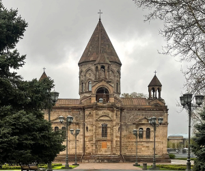 Armenia: Church Leaders Accuse Government of Slander Tactics