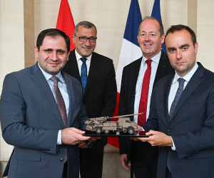 Armenia to Buy French Howitzers