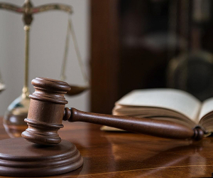 Վարչական դատարանի աշխատակիցները գործադուլ են արել աշխատավարձերի բարձրացման պահանջով