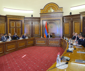 Փաշինյանի գլխավորությամբ քննարկվել են սպառողների շահերի պաշտպանության ոլորտում նախատեսվող բարեփոխումները