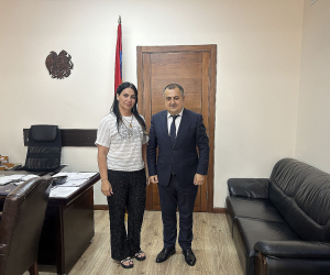 Փոխնախարար Կարեն Գիլոյանն ընդունել է Ծանրամարտի Եվրոպայի չեմպիոն Հռիփսիմե Խուրշուդյանին
