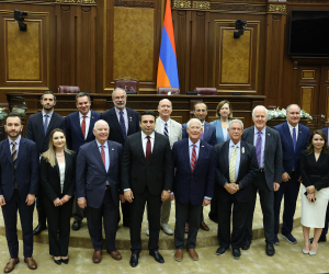 Ալեն Սիմոնյանն ընդունել է ԱՄՆ սենատոր Ռոջեր Ուիքերի գլխավորած պատվիրակությանը