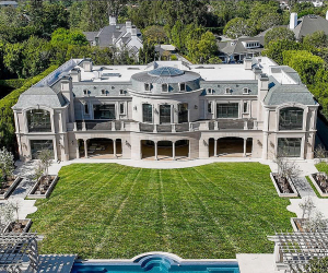 U.S. Justice Department Seizes Los Angeles Mansion Owned by Family of Ex-Armenian Finance Minister