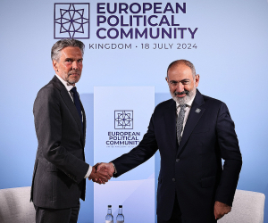 Pashinyan, Netherlands PM Meet in England