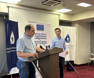 Журналист Hetq.am Тирайр Мурадян удостоился премии за верность принципам профессиональной этики 