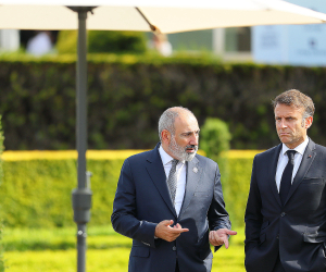 Pashinyan, Macron Discuss Armenia-Azerbaijan Peace Process