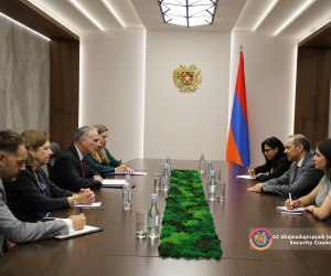 ԱԽ քարտուղար Արմեն Գրիգորյանը հանդիպել է Լուի Բոնոյին
