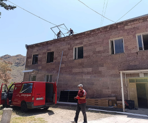 Սյունիքի հեռավոր գյուղական բնակավայրերի վարչական շենքերը կօգտվեն արեւային էներգիայից ու կկրճատեն ծախսերը