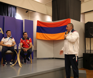 Paris: Armenian Gymnast Tells Fans He's Proud to Have Won Silver Medal