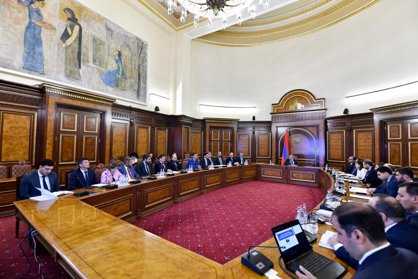 Փաշինյանի գլխավորությամբ քննարկվել է 2024թ. առաջին կիսամյակի պետական բյուջեի կատարողականի հաշվետվությունը