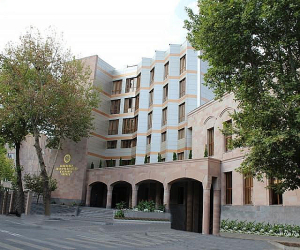 Թիվ 4 արհեստագործական ուսումնարանի տնօրենը մեղադրվում է ծառայողական լիազորությունները չարաշահելու համար
